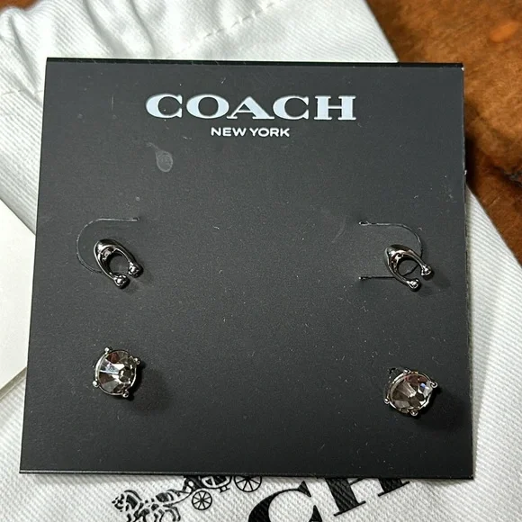 *NWT* COACH Signature Stud & Crystal Stud Earrings Set - Picture 5 of 8